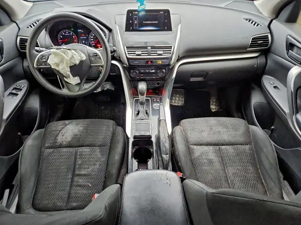 JA4AT3AAXKZ604863 2019 MITSUBISHI ECLIPSE CROSS - Image 8