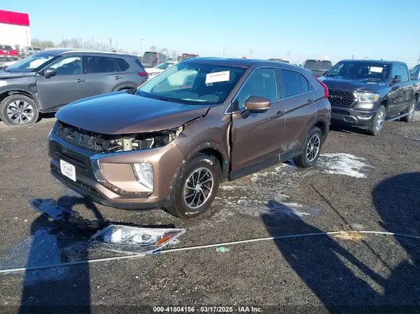 JA4AT3AAXLZ001848 2020 MITSUBISHI ECLIPSE CROSS - Image 2