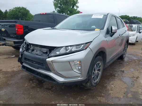 JA4AT3AAXLZ026295 2020 MITSUBISHI ECLIPSE CROSS - Image 2