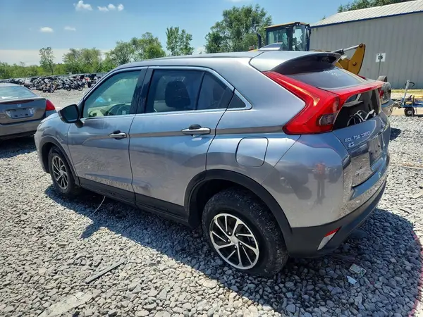 JA4AT3AAXLZ035790 2020 MITSUBISHI ECLIPSE CROSS - Image 2