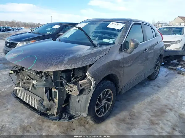 JA4AT3AAXLZ042741 2020 MITSUBISHI ECLIPSE CROSS - Image 2