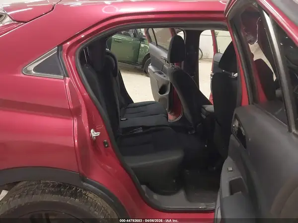 JA4AT4AA0JZ047739 2018 MITSUBISHI ECLIPSE CROSS - Image 8