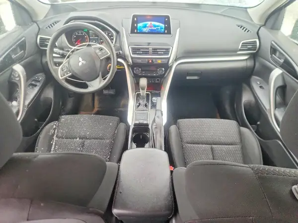 JA4AT4AA0JZ063214 2018 MITSUBISHI ECLIPSE CROSS - Image 8