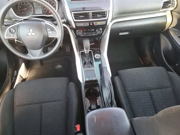 JA4AT4AA0JZ065982 2018 MITSUBISHI ECLIPSE CROSS - Image 8