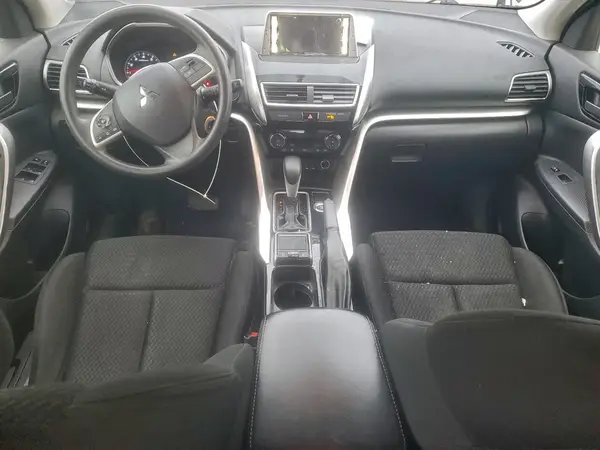 JA4AT4AA0JZ070678 2018 MITSUBISHI ECLIPSE CROSS - Image 8
