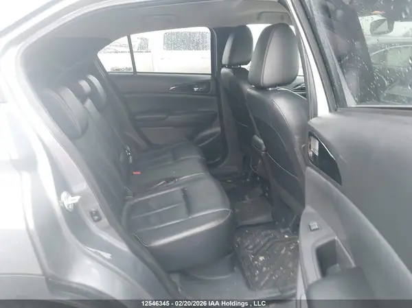JA4AT4AA0JZ617528 2018 MITSUBISHI ECLIPSE CROSS - Image 8