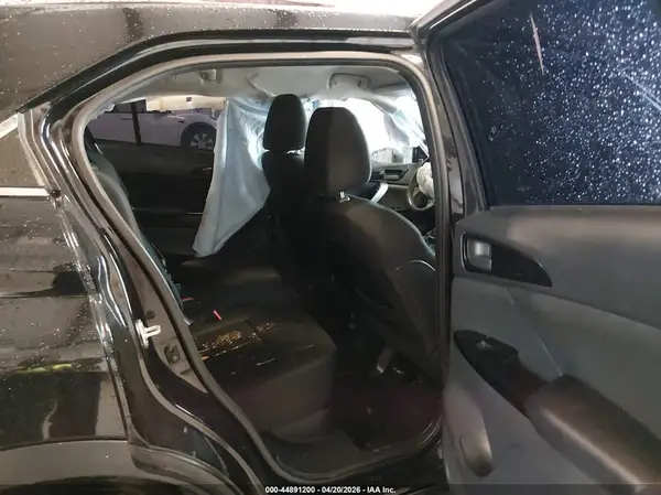 JA4AT4AA0KZ021305 2019 MITSUBISHI ECLIPSE CROSS - Image 8