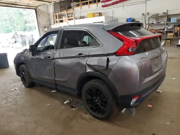 JA4AT4AA0KZ022115 2019 MITSUBISHI ECLIPSE CROSS - Image 2