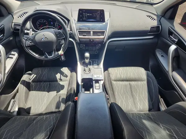 JA4AT4AA0KZ603680 2019 MITSUBISHI ECLIPSE CROSS - Image 8