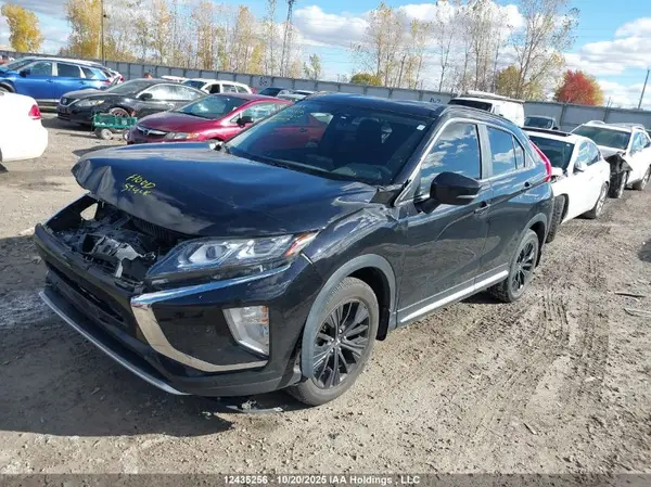 JA4AT4AA0KZ609043 2019 MITSUBISHI ECLIPSE CROSS - Image 2