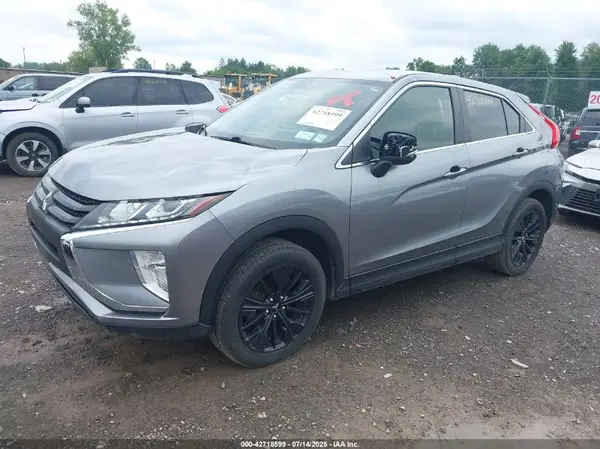 JA4AT4AA0LZ028045 2020 MITSUBISHI ECLIPSE CROSS - Image 2