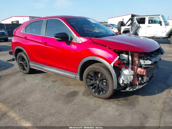 JA4AT4AA1JZ042601 2018 MITSUBISHI ECLIPSE CROSS - Image 1