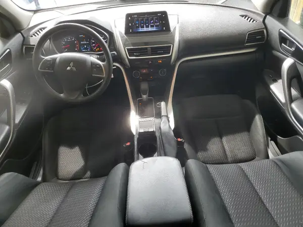 JA4AT4AA1JZ047409 2018 MITSUBISHI ECLIPSE CROSS - Image 8
