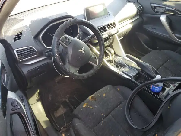 JA4AT4AA1JZ050763 2018 MITSUBISHI ECLIPSE CROSS - Image 8