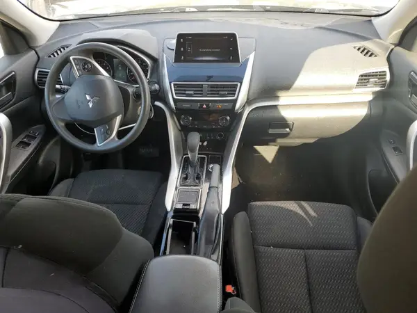 JA4AT4AA1JZ060905 2018 MITSUBISHI ECLIPSE CROSS - Image 8