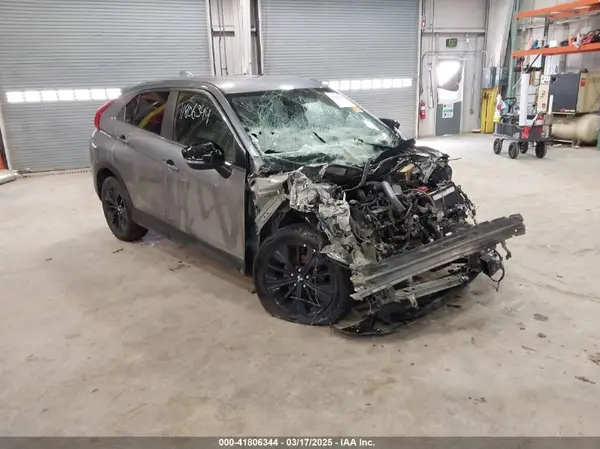 JA4AT4AA1KZ020051 2019 MITSUBISHI ECLIPSE CROSS - Image 1