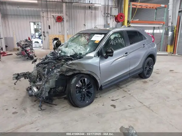 JA4AT4AA1KZ020051 2019 MITSUBISHI ECLIPSE CROSS - Image 2