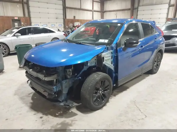 JA4AT4AA1KZ027890 2019 MITSUBISHI ECLIPSE CROSS - Image 2
