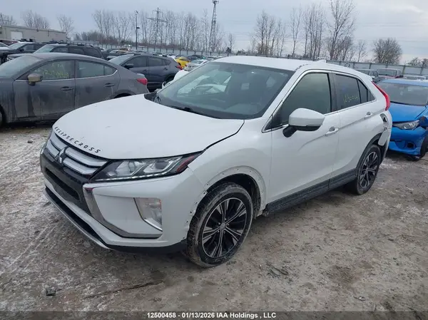 JA4AT4AA1KZ601680 2019 MITSUBISHI ECLIPSE CROSS - Image 2
