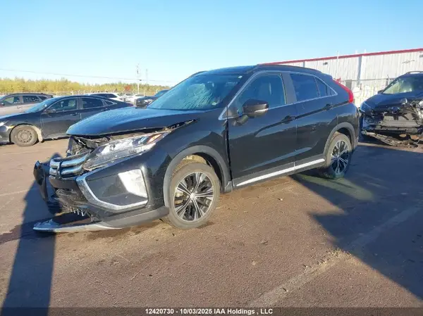 JA4AT4AA1KZ602702 2019 MITSUBISHI ECLIPSE CROSS - Image 2