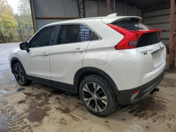 JA4AT4AA1LZ606394 2020 MITSUBISHI ECLIPSE CROSS - Image 2
