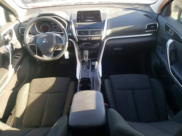 JA4AT4AA2JZ055079 2018 MITSUBISHI ECLIPSE CROSS - Image 8