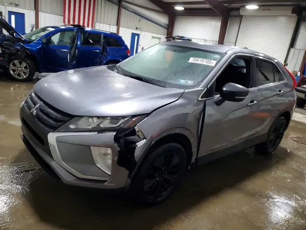 JA4AT4AA2JZ061271 2018 MITSUBISHI ECLIPSE CROSS - Image 1