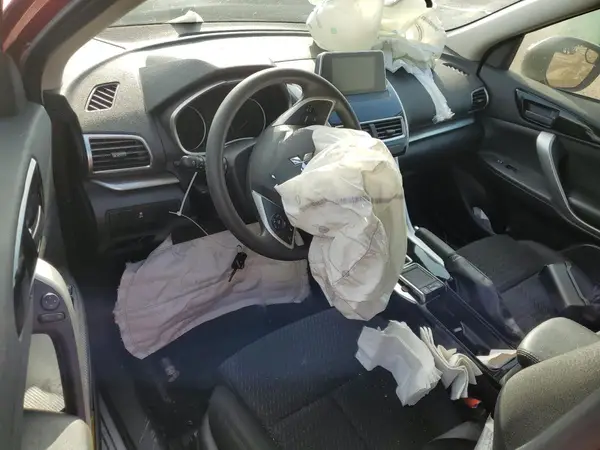 JA4AT4AA2JZ067863 2018 MITSUBISHI ECLIPSE CROSS - Image 8