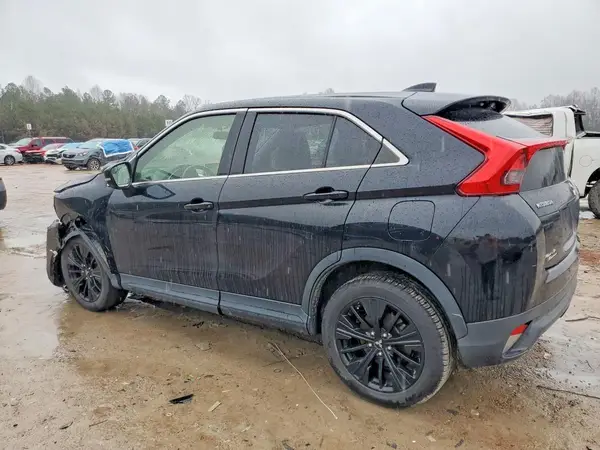 JA4AT4AA2KZ045895 2019 MITSUBISHI ECLIPSE CROSS - Image 2