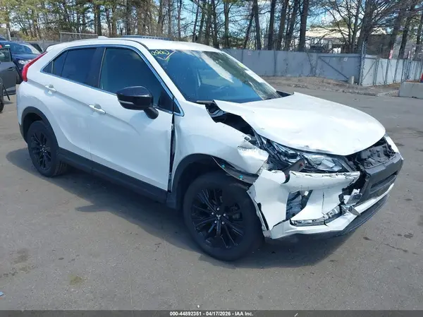 JA4AT4AA2LZ016141 2020 MITSUBISHI ECLIPSE CROSS - Image 1