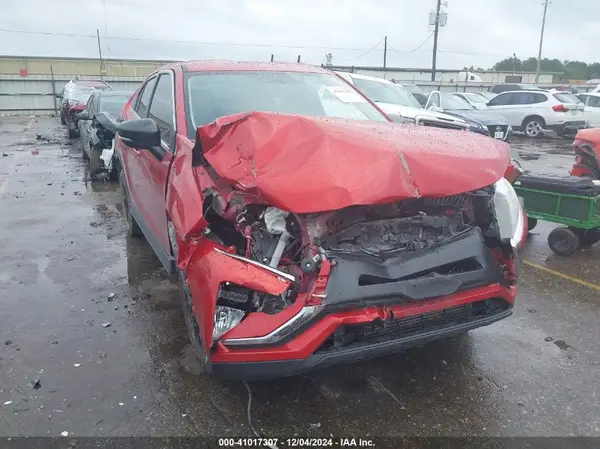 JA4AT4AA3JZ050652 2018 MITSUBISHI ECLIPSE CROSS - Image 1