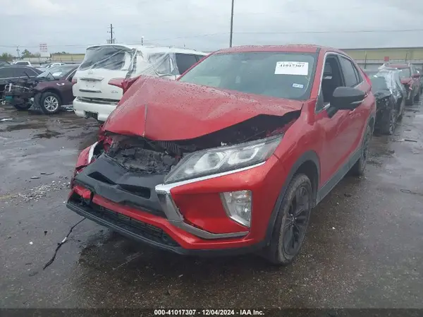 JA4AT4AA3JZ050652 2018 MITSUBISHI ECLIPSE CROSS - Image 2