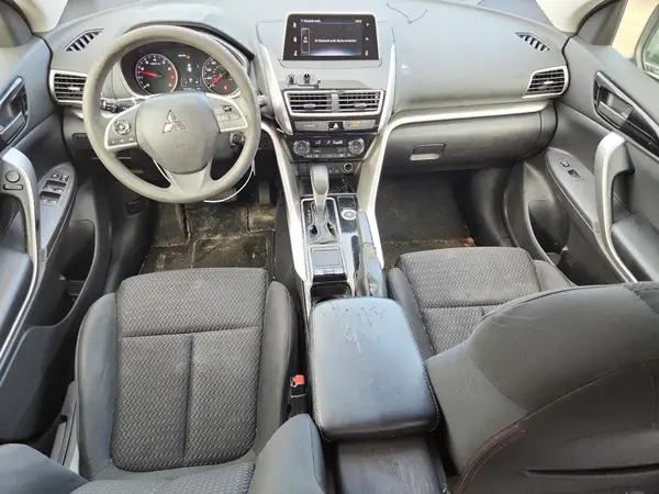 JA4AT4AA3JZ064910 2018 MITSUBISHI ECLIPSE CROSS - Image 8