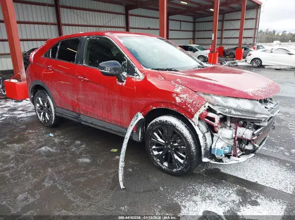 JA4AT4AA3JZ066138 2018 MITSUBISHI ECLIPSE CROSS - Image 1