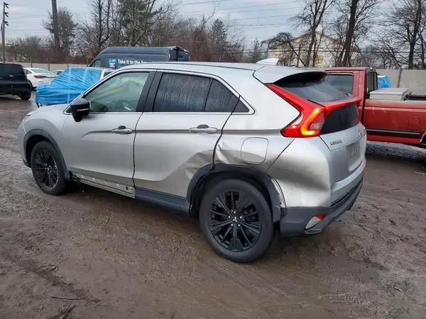 JA4AT4AA3KZ003672 2019 MITSUBISHI ECLIPSE CROSS - Image 2