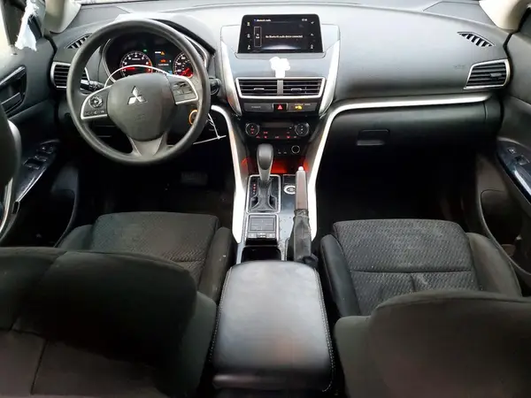 JA4AT4AA3KZ003672 2019 MITSUBISHI ECLIPSE CROSS - Image 8