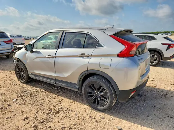 JA4AT4AA3KZ023744 2019 MITSUBISHI ECLIPSE CROSS - Image 2