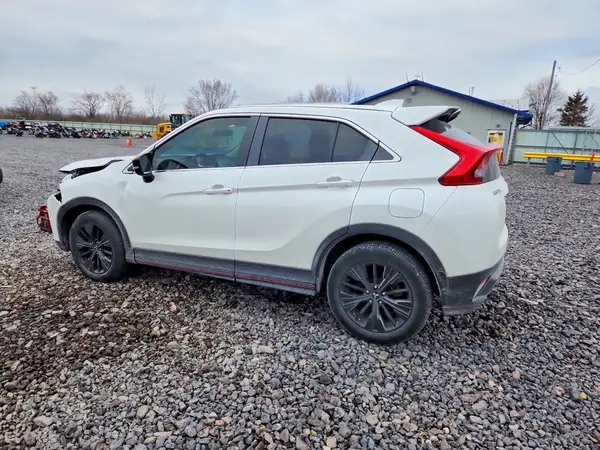 JA4AT4AA3KZ029785 2019 MITSUBISHI ECLIPSE CROSS - Image 2