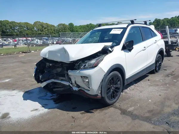 JA4AT4AA3KZ030421 2019 MITSUBISHI ECLIPSE CROSS - Image 2