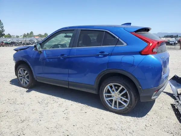 JA4AT4AA3KZ046778 2019 MITSUBISHI ECLIPSE CROSS - Image 2