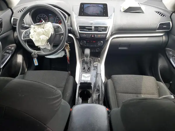 JA4AT4AA3LZ003043 2020 MITSUBISHI ECLIPSE CROSS - Image 8