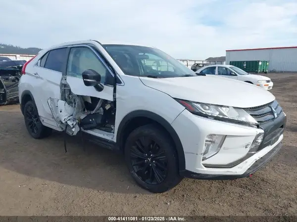 JA4AT4AA3LZ006878 2020 MITSUBISHI ECLIPSE CROSS - Image 1