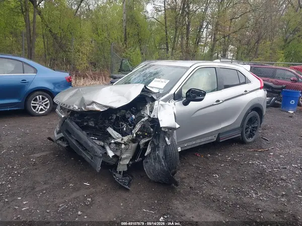 JA4AT4AA3LZ009795 2020 MITSUBISHI ECLIPSE CROSS - Image 2