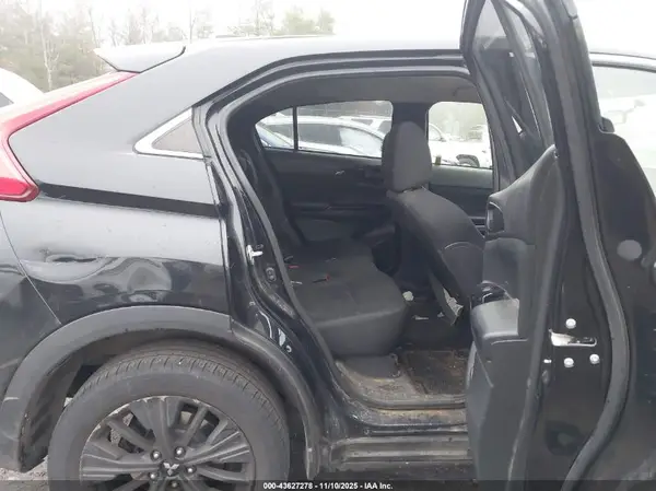 JA4AT4AA3LZ027777 2020 MITSUBISHI ECLIPSE CROSS - Image 8