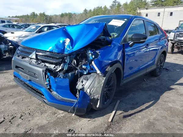 JA4AT4AA4JZ043399 2018 MITSUBISHI ECLIPSE CROSS - Image 2