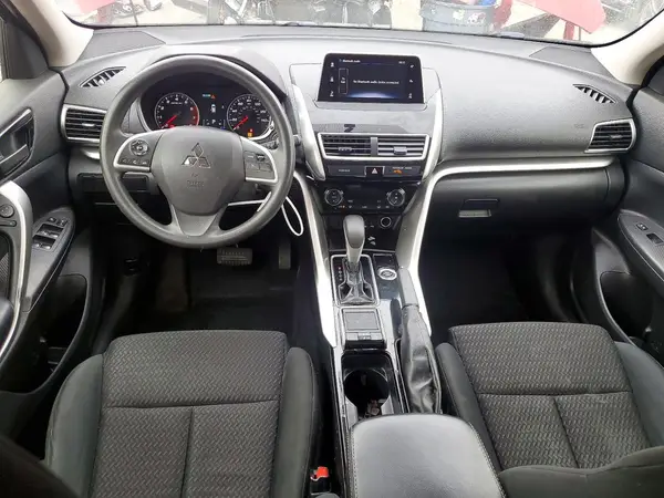 JA4AT4AA4JZ057836 2018 MITSUBISHI ECLIPSE CROSS - Image 8