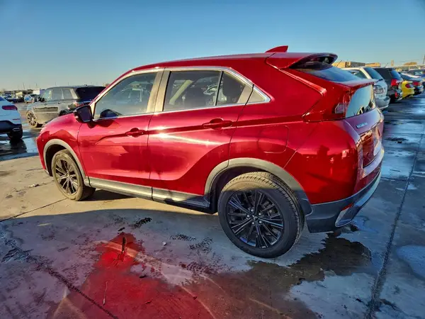 JA4AT4AA4JZ058310 2018 MITSUBISHI ECLIPSE CROSS - Image 2