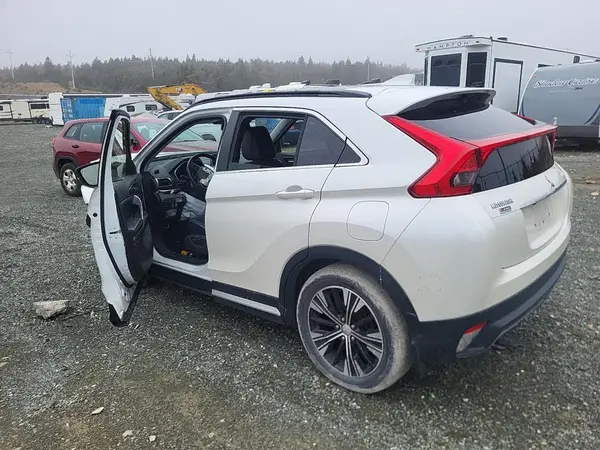 JA4AT4AA4KZ603651 2019 MITSUBISHI ECLIPSE CROSS - Image 2