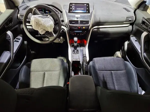 JA4AT4AA5JZ044156 2018 MITSUBISHI ECLIPSE CROSS - Image 8
