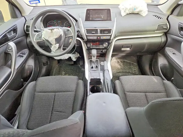 JA4AT4AA5JZ048028 2018 MITSUBISHI ECLIPSE CROSS - Image 8